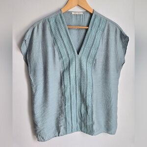 RARE EARTH Seafoam Color V-Neck Rayon Blend Top
